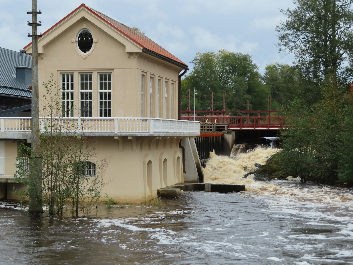How Phoenix Fire and Flood Restores Your Home